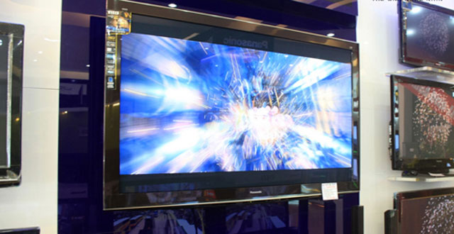 Choose 3D TV with LED or Plasma technology Picture 8