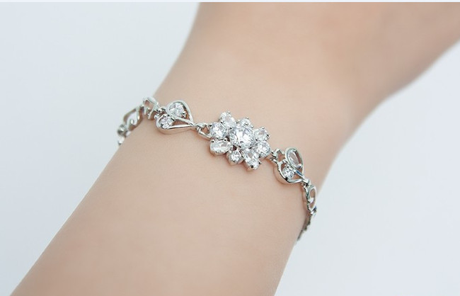 Choose Valentine's Day jewelry for 12 signs of the zodiac Picture 3