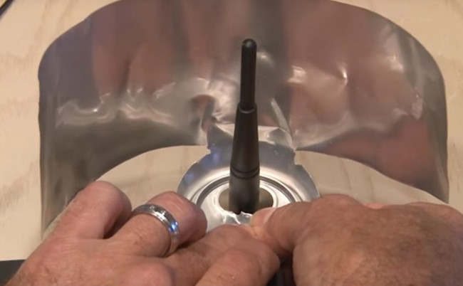 Click on the wifi wave with an empty beer can Picture 10