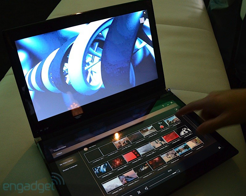 Close up of Acer Iconia two-screen laptop Picture 13