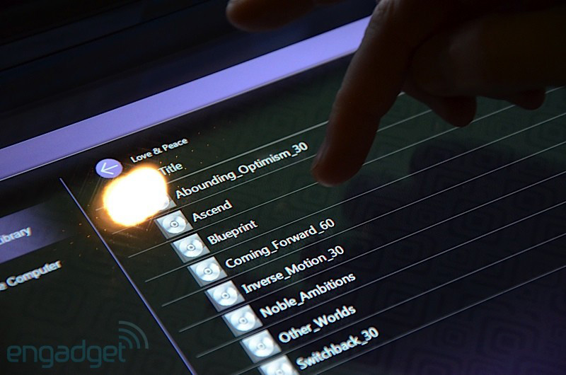 Close up of Acer Iconia two-screen laptop Picture 16