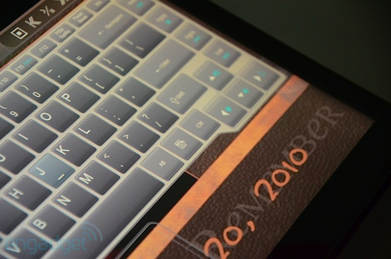 Close up of Acer Iconia two-screen laptop Picture 27