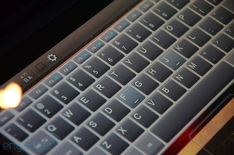 Close up of Acer Iconia two-screen laptop Picture 28