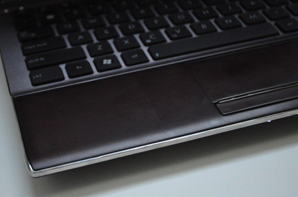 Close up of Asus laptop made from bamboo Picture 9