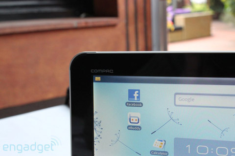 Close up of Compaq AirLife 100 running Android Picture 9