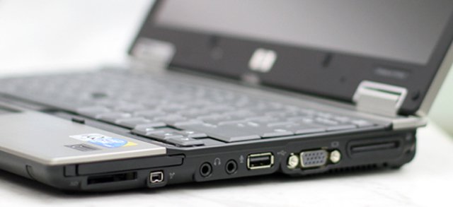 Close up of HP's low-cost durable laptops Picture 11
