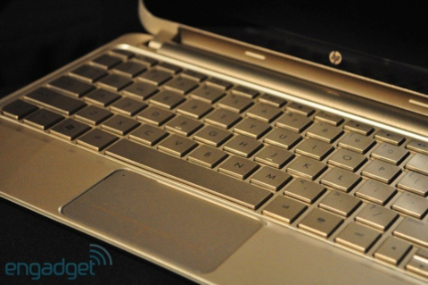 Close up of the new HP Mini 210 Vivienne Tam Picture 11