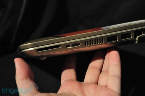 Close up of the new HP Mini 210 Vivienne Tam Picture 5