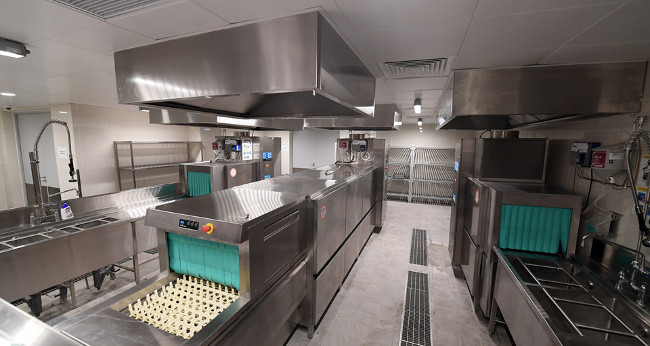 Close up of the place where the APEC National Bird's Nest is splendid as the palace in Da Nang Picture 12