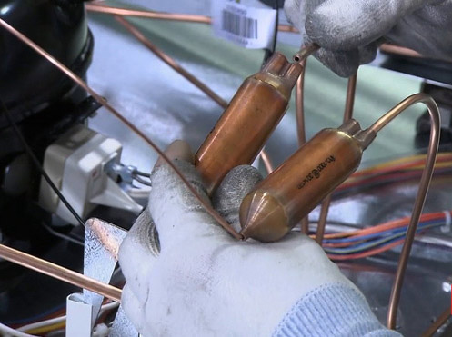 Close-up of the refrigerator manufacturing process Picture 11
