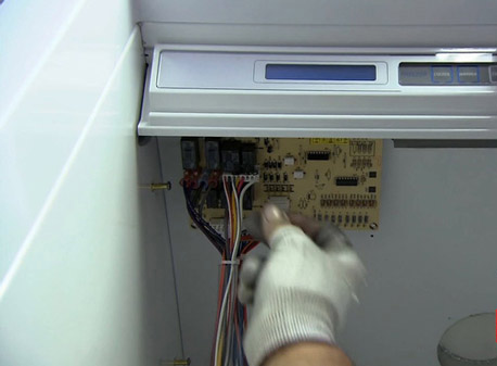 Close-up of the refrigerator manufacturing process Picture 6