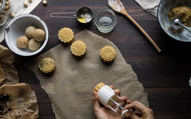Common problems when making moon cakes and how to fix them Picture 5
