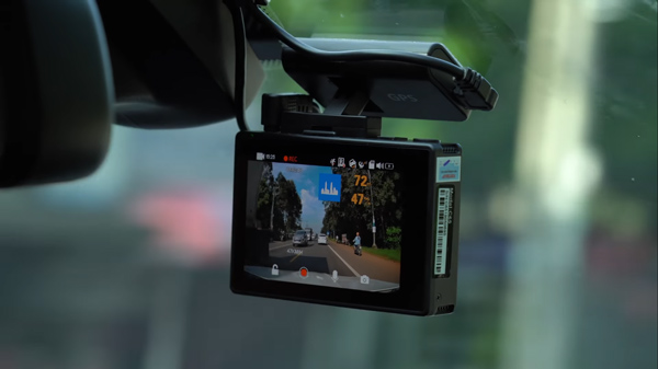 Compare Vietmap and Webvision camera with the most detail Picture 2