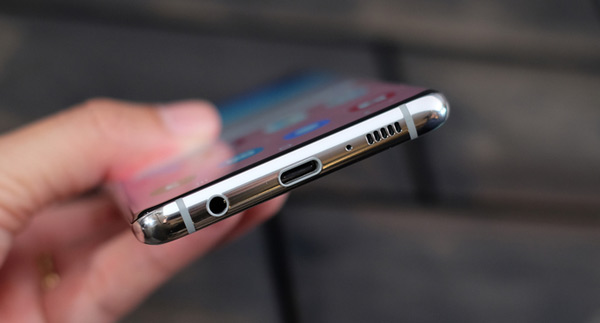 Configuration and price of Galaxy S10 trio, Samsung's super series has just officially launched Picture 11