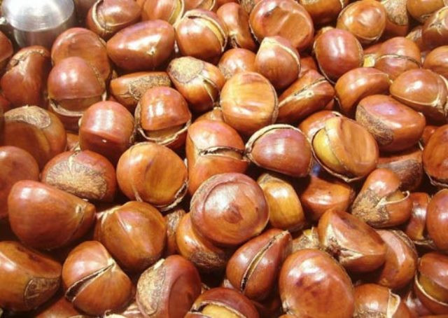 Consume a small amount of walnuts, chestnuts and nuts every day to reduce obesity and cancer risk Picture 2