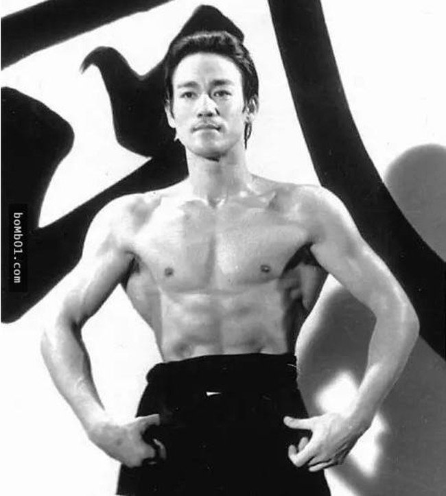 Continuous push of 1,500 is only one of 10 world records that no one has ever broken of Bruce Picture 9