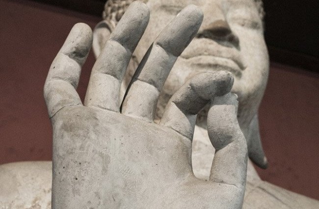 Decode the 7 familiar symbols but few people know about their mysterious origins Picture 7