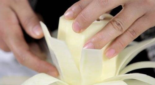 Decorate the Mid-Autumn fruit tray with roses, chrysanthemum, water lily made from super beautiful papaya Picture 16