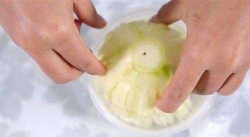 Decorate the Mid-Autumn fruit tray with roses, chrysanthemum, water lily made from super beautiful papaya Picture 18