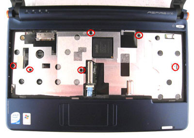 'Degree' netbook has a touch screen Picture 6