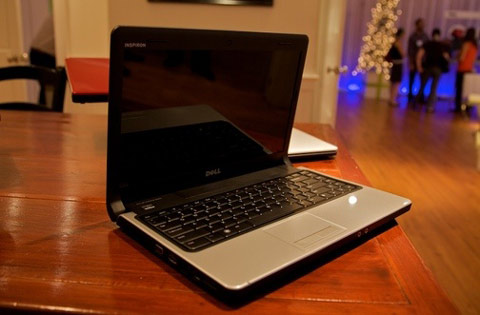 Dell Inspiron Z thin light low price Picture 9
