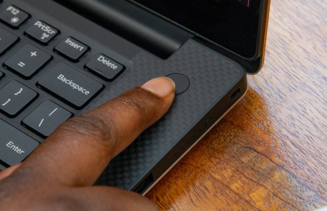 Dell XPS 15 review - The laptop is beautiful and powerful Picture 3