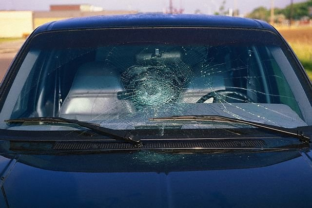Did you know: What do auto glass do without breaking when an accident? Picture 4