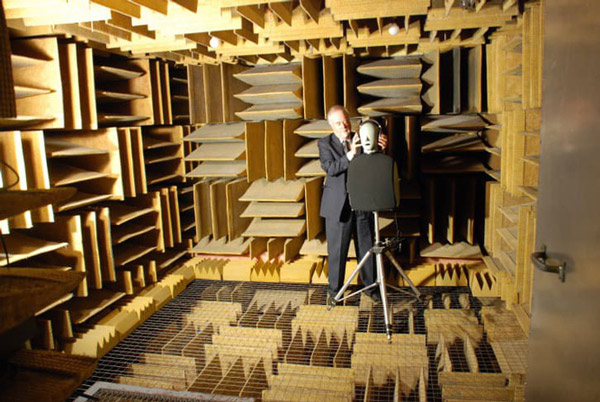 Discover Microsoft's quietest room in the world, no one can stand for more than 45 minutes Picture 2