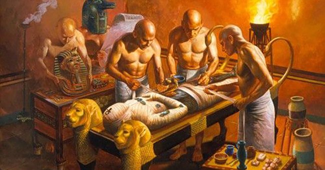 Discover the mysterious mummification process of the ancient Egyptians Picture 1