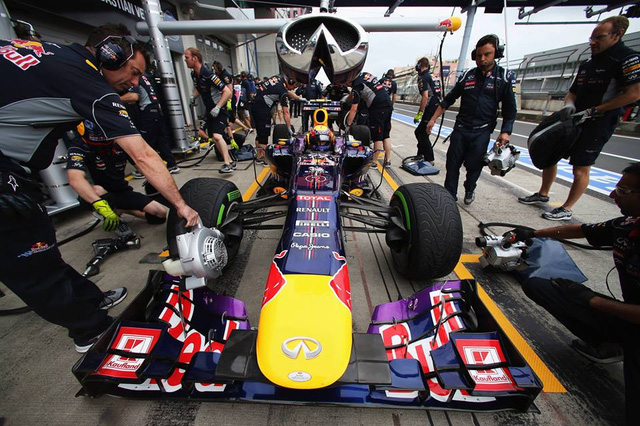 Discover the mystery of a car stop in less than 2 seconds at Formula 1 track Picture 3
