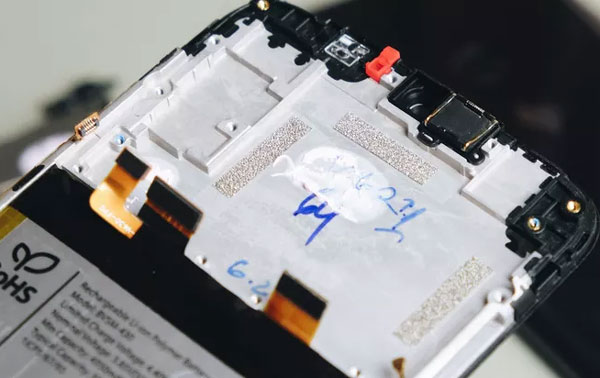 Discover Vsmart Joy 3 components Picture 9