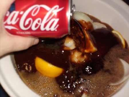 Discovering 20 great uses of Coca Cola you may not know Picture 18