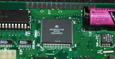 Dissecting Apple Macintosh computers Picture 9