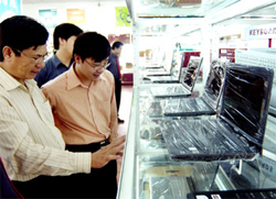 Diverse 'out' laptop market Picture 2