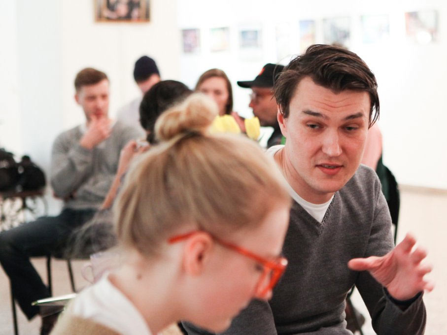 Doing these 9 things in your first meeting with someone, they won't be able to forget you Picture 7