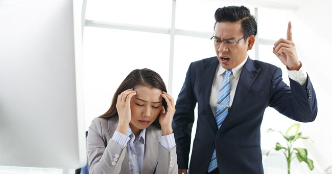 Don't tell your boss these things if you don't want to 'out' soon Picture 3