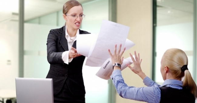 Don't tell your boss these things if you don't want to 'out' soon Picture 4