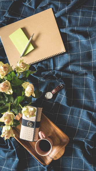 Download a set of wallpapers for your phone with different themes Picture 29