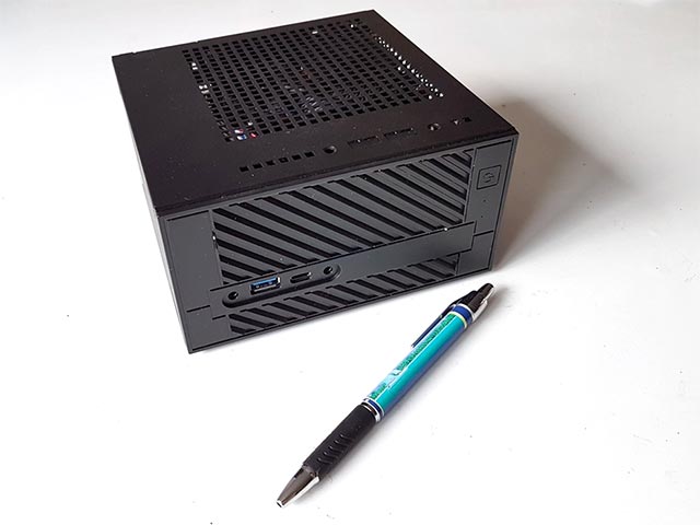 Enter the customized PC world with cool barebone computers Picture 4