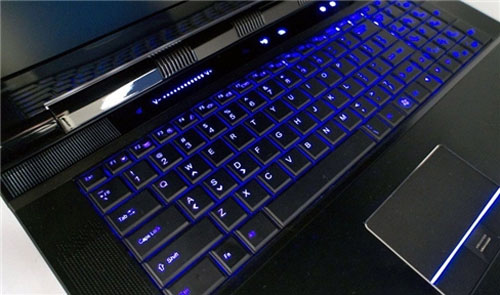 Eurocom laptop equipped with 8-core Intel Xeon E5 chip Picture 2