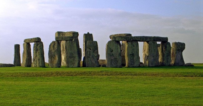 Excavation of woodholes Woodhenge is equally mysterious Stonehenge Picture 7