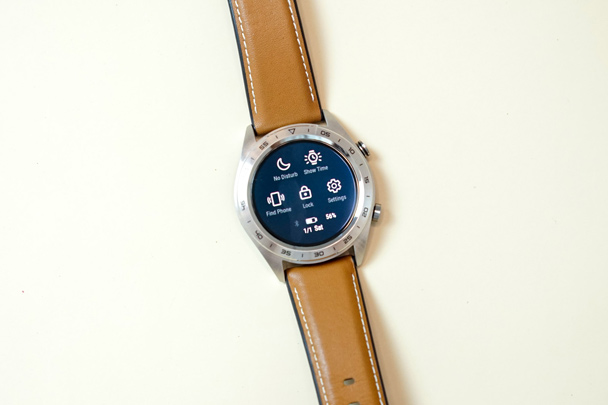 Experience Honor Watch Magic watch, many cool features, priced at 3.5 million Picture 9