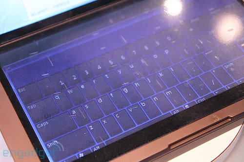 Experience MSI's two-screen netbook Picture 5