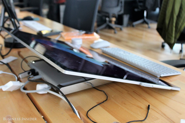 Experience the Microsoft Surface Studio All-in-one, rival of the iMac Picture 7