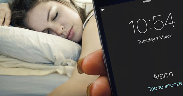 Experts want Apple to remove the Snooze button - the alarm several times, because it can cause brain damage Picture 2