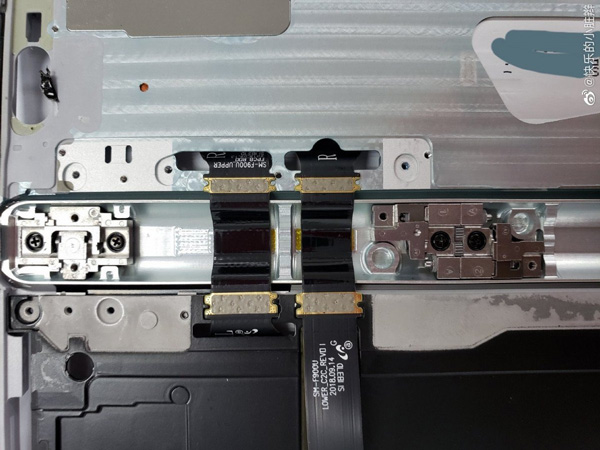 Explore the inside of Galaxy Fold, impressive sorted components, flexible screen Picture 8