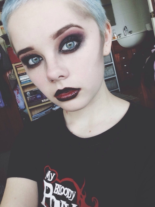 Extremely impressive Halloween makeup tips in just 5 minutes Picture 6