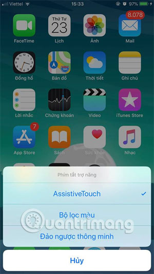 Eye protection at night with red screen mode on iPhone Picture 8