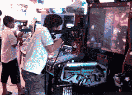 Eyes round with 13 displays showing the pinnacle of electronic players Picture 4