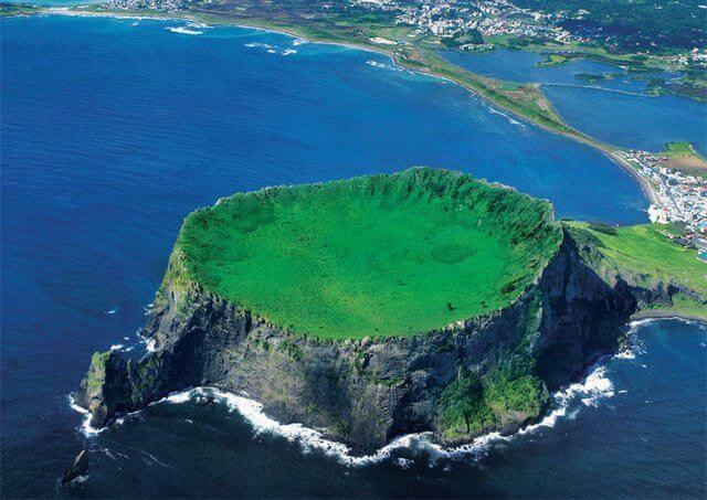 Find the 8th natural wonder of the world Picture 7